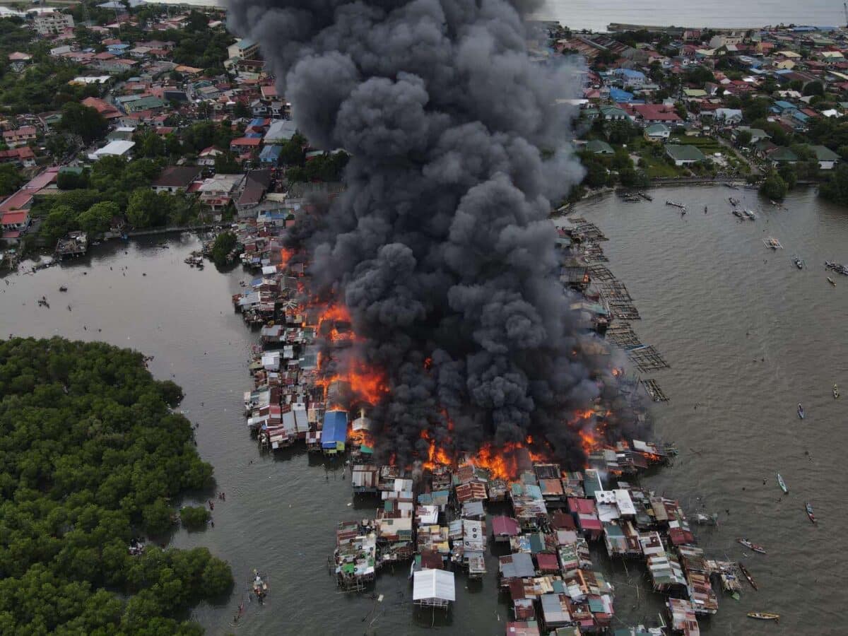 Cavite City mayor appeals for help for 3,300 fire victims