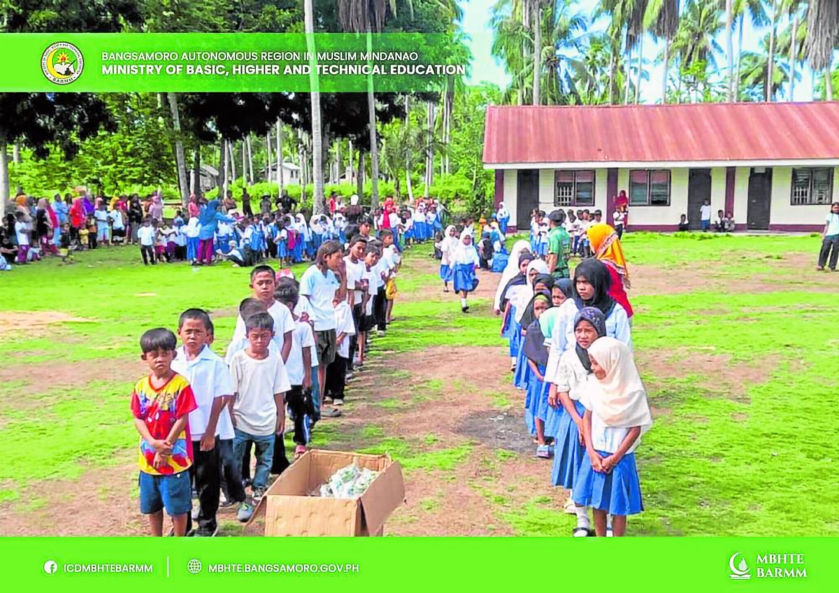 Children in Sulu receive school materialsfrom the Bangsamoro Education Ministry as part of the regional government’s project to improve the quality of education in the Bangsamoro Autonomous Region in Muslim Mindanao.