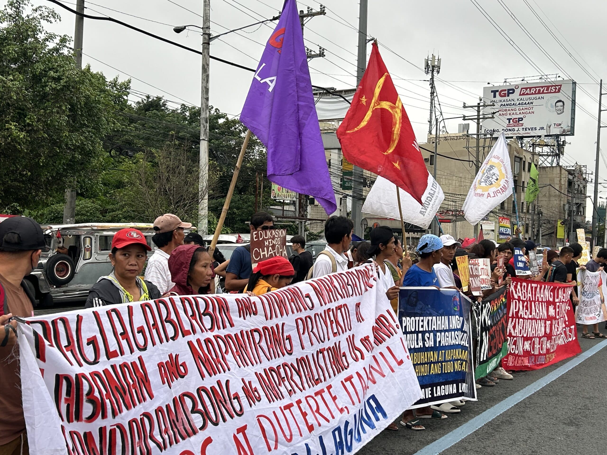 Heavy rains and strong winds hounded the demonstration of over 7,500 pro and anti-government demonstrators during President Ferdinand “Bongbong” Marcos Jr.’s third State of the Nation Address.