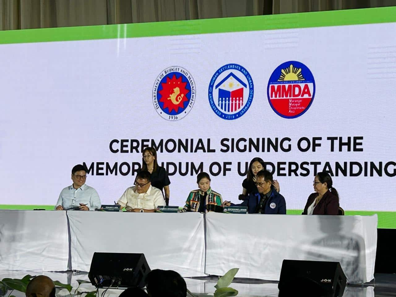 The Local Government Support Fund (LGSF) - Green Green Green Program was launched on Thursday by the Department of Budget and Management (DBM) and the Metro Manila Development Authority (MMDA).