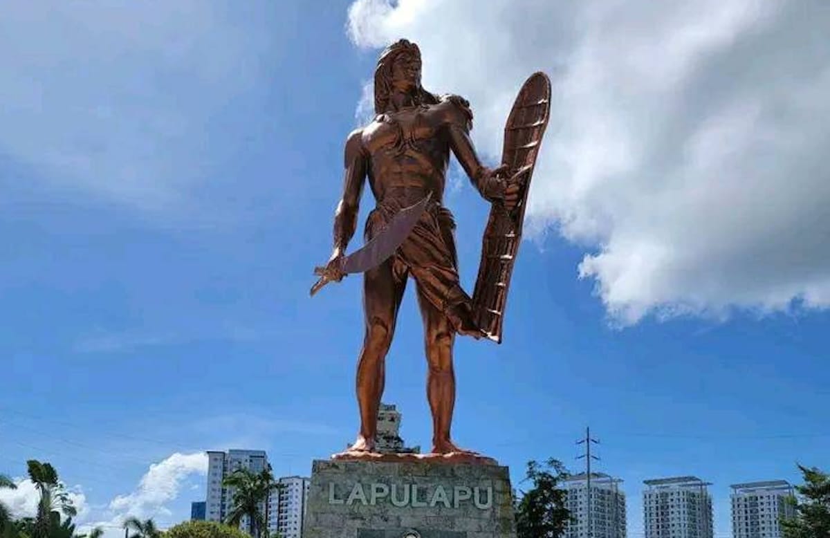 PHOTO: Lapulapu statue at the Lapulapu Shrine in Cebu STORY: Heroes’ stories of patriotism more relevant than ever, says Marcos