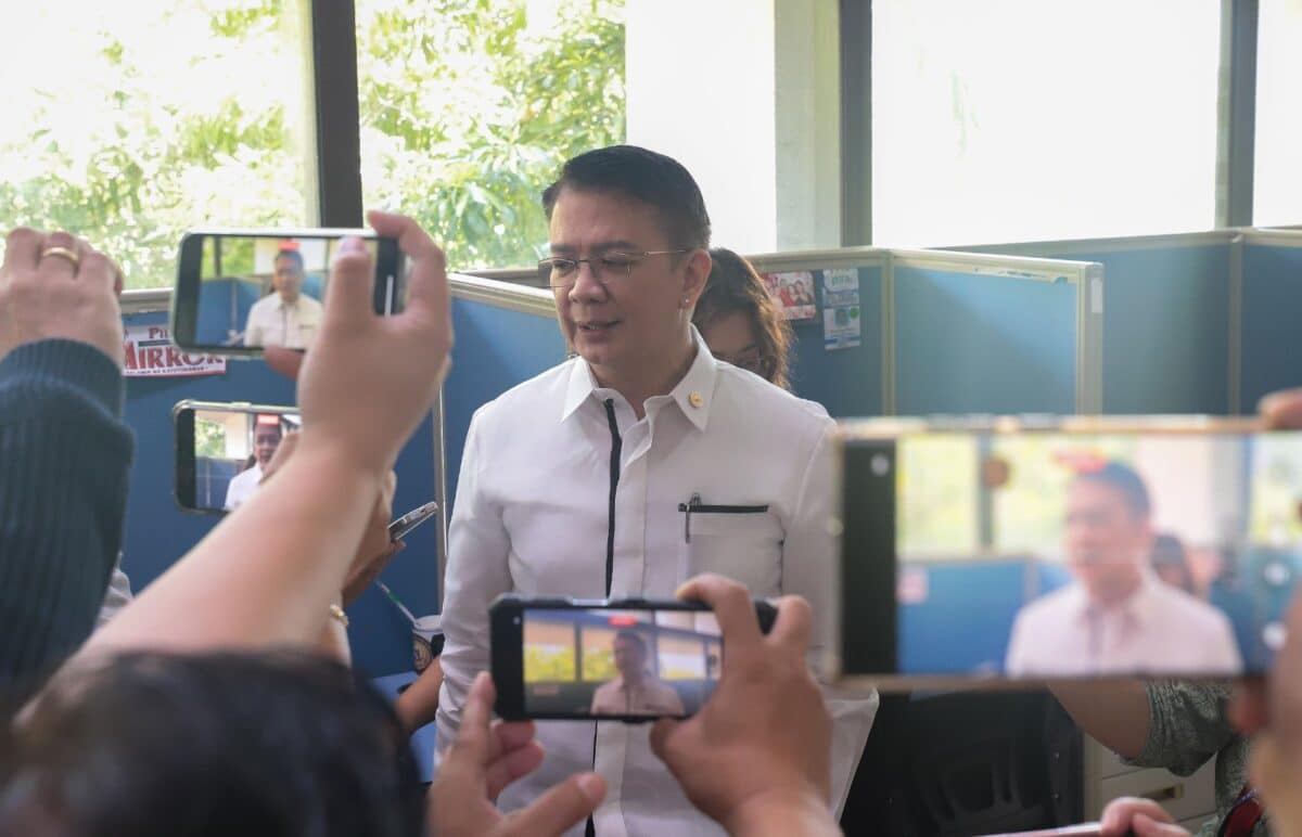 Senate President Francis “Chiz” G. Escudero