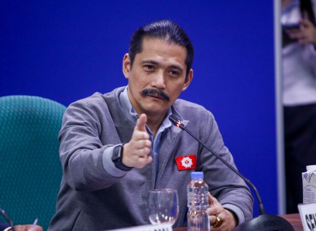 Robin Padilla to  kids today: Sorry, you are weak