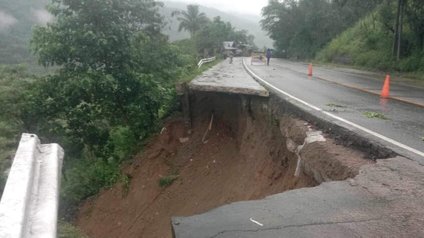 Pas autostrady Nueva Ecija zamknięty dla ruchu po zawaleniu się muru oporowego