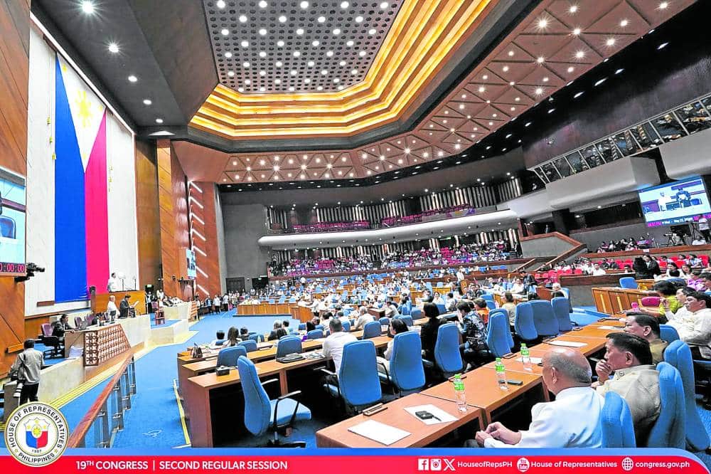 The House of Representatives under the leadership of Speaker Ferdinand Martin Romualdez concluded the second regular session of the 19th Congress with a legislative milestone marked by the 100 percent approval of all the priority measures identified by President Ferdinand R. Marcos Jr. in his State of the Nation Address (SONA) as well as those agreed upon by the Legislative-Executive Development Advisory Council (LEDAC).In his sine die adjournment speech delivered in plenary, Speaker Romualdez underscored that the House remained united and faithful in its solemn obligation to improve the living conditions of Filipinos by safeguarding the nation while fostering economic growth. Among the bigger Chamber’s legislative achievements which reflect their dedication to create a more just, prosperous, and dynamic society are the "Philippine Self-Reliant Defense Posture Program Act,”"National Housing Authority Act,” "Ease of Paying Taxes Act,” and the "Moratorium on Payment of Student Loan Act.” The Speaker likewise expressed his gratitude to his fellow House Members, House Secretariat officials and employees led by Secretary General Reginald Velasco, and Congressional staff for their hard work and dedicated efforts which were instrumental to the House’s exceptional performance. He also urged his colleagues to continue serving the country with dignity and integrity as they work to build a better future for all Filipinos. PHOTO FROM HOUSE OF REPRESENTATIVES FB PAGE