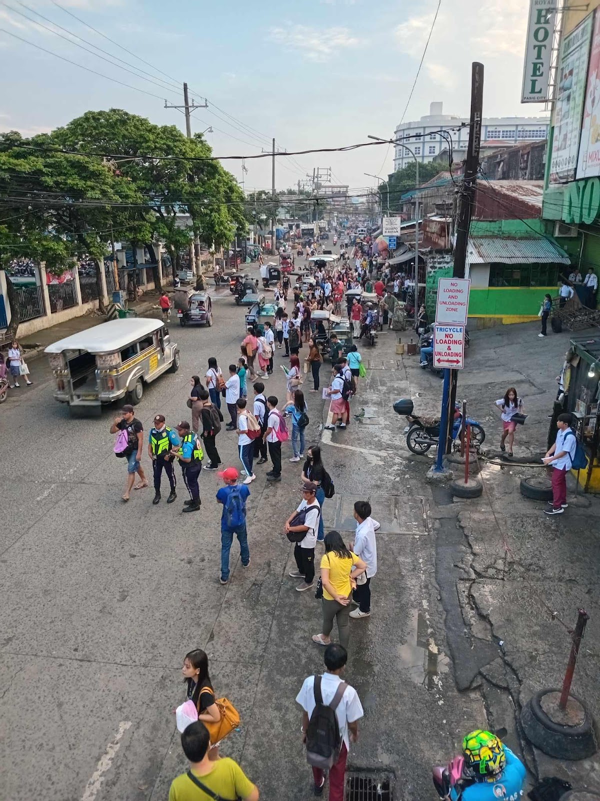 Commuters in Pasig City stranded amid transport group Manibela and Piston on Sept. 23, 2024 (Photo from Manibela)