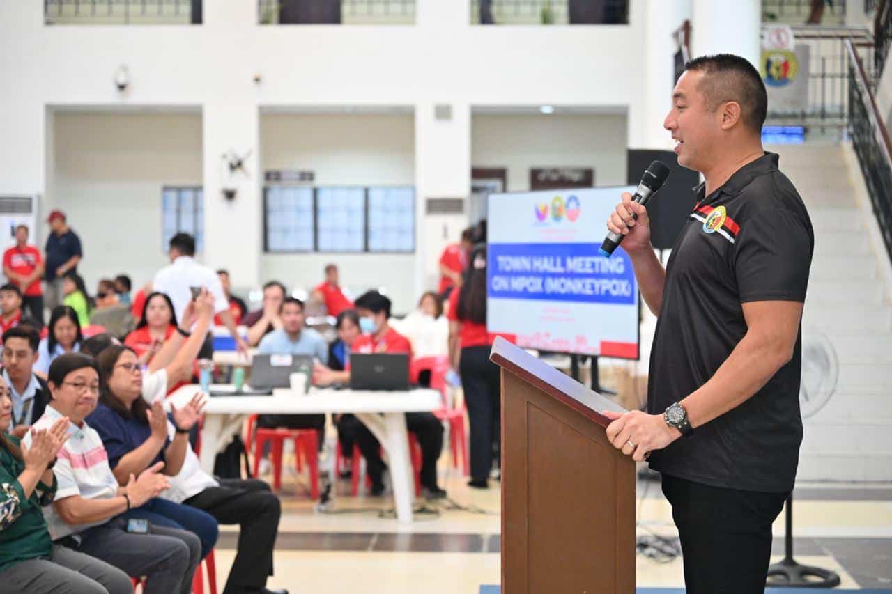 San Juan City Mayor Francis Zamora leads the initiative to discuss the health concern with barangay health workers and officials. The local government of San Juan and the Department of Health conducted a town hall meeting educating San Juaneño constituents regarding mpox.