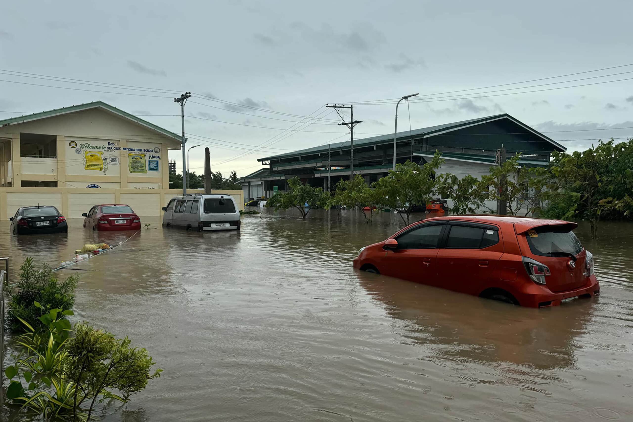 Kristine aftermath in CamSur: 9 of 36 towns still flooded