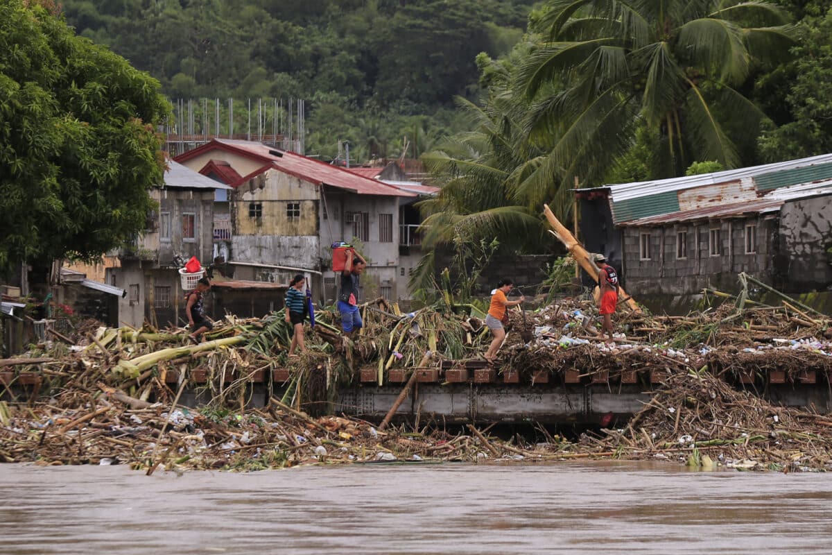 DALAM FOTO: Pemandangan kehancuran saat Kristine tiba di Filipina