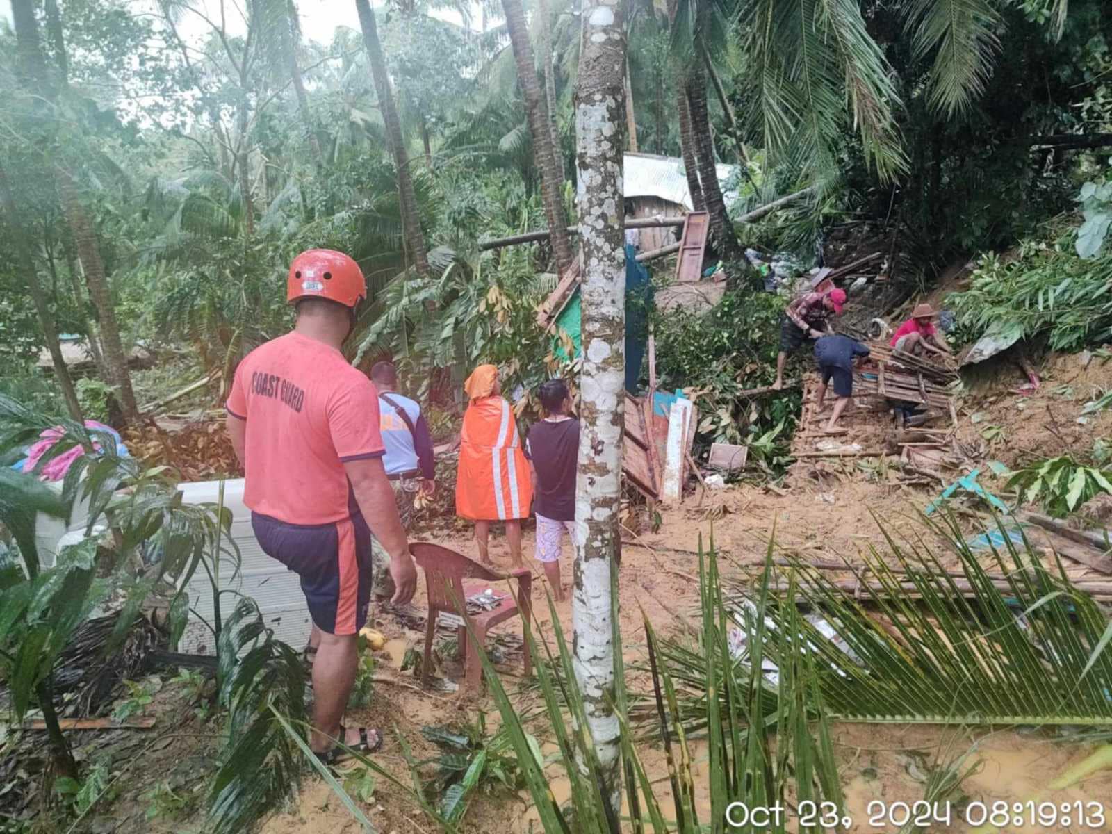 1 tewas, satu lagi hilang di longsor Albay akibat Kristine