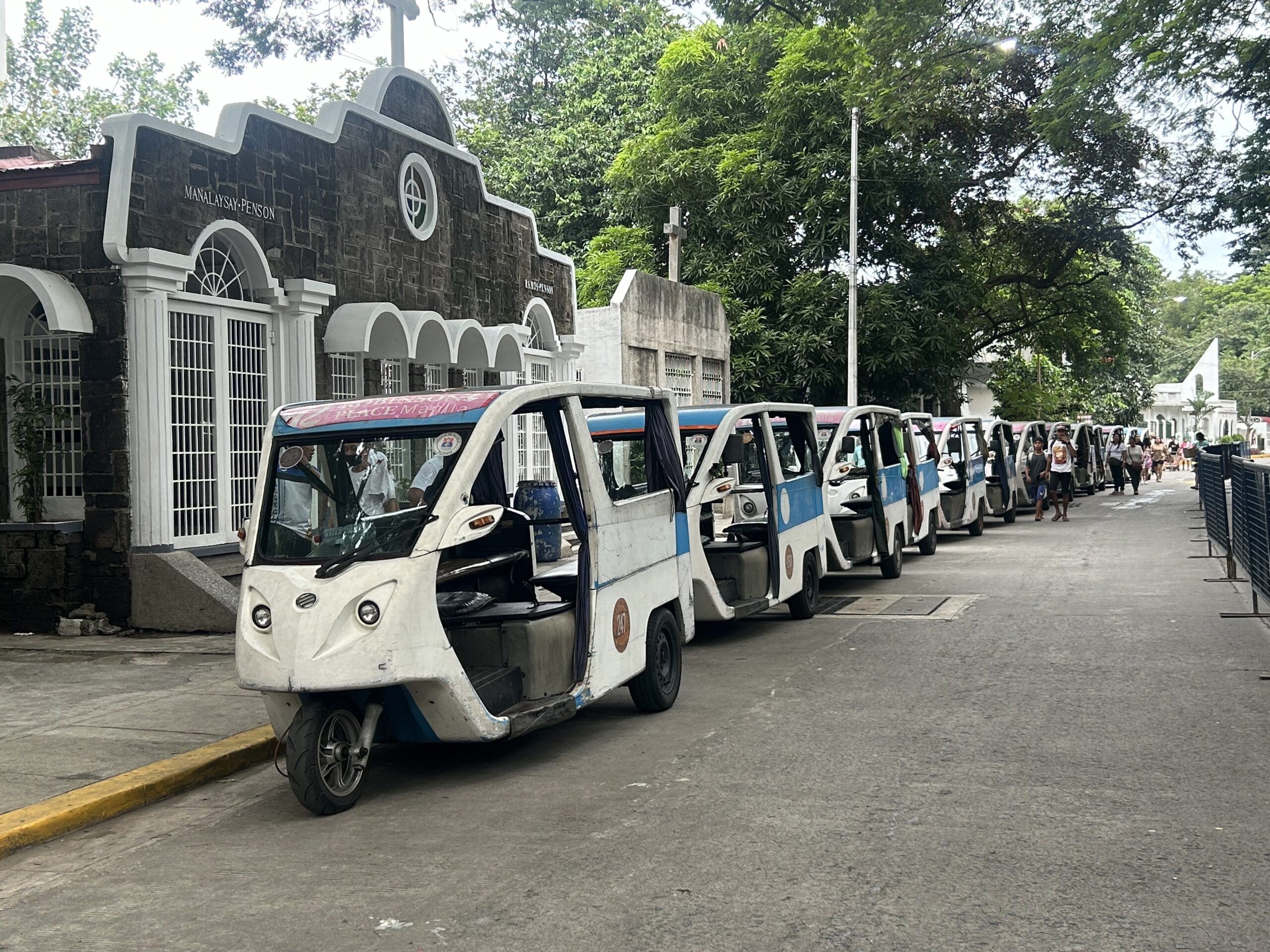 e-trike undas cemetery