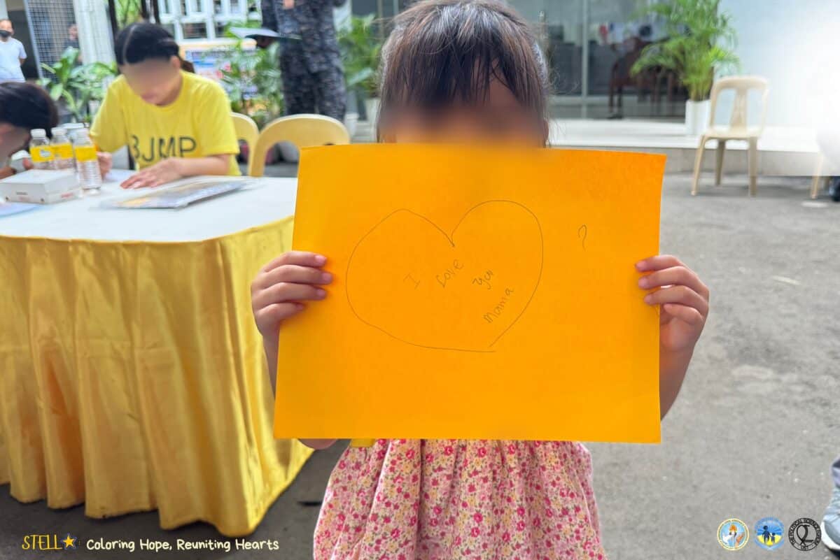 A child writes her mom a note of love. Photo courtesy of HLAF/Facebook