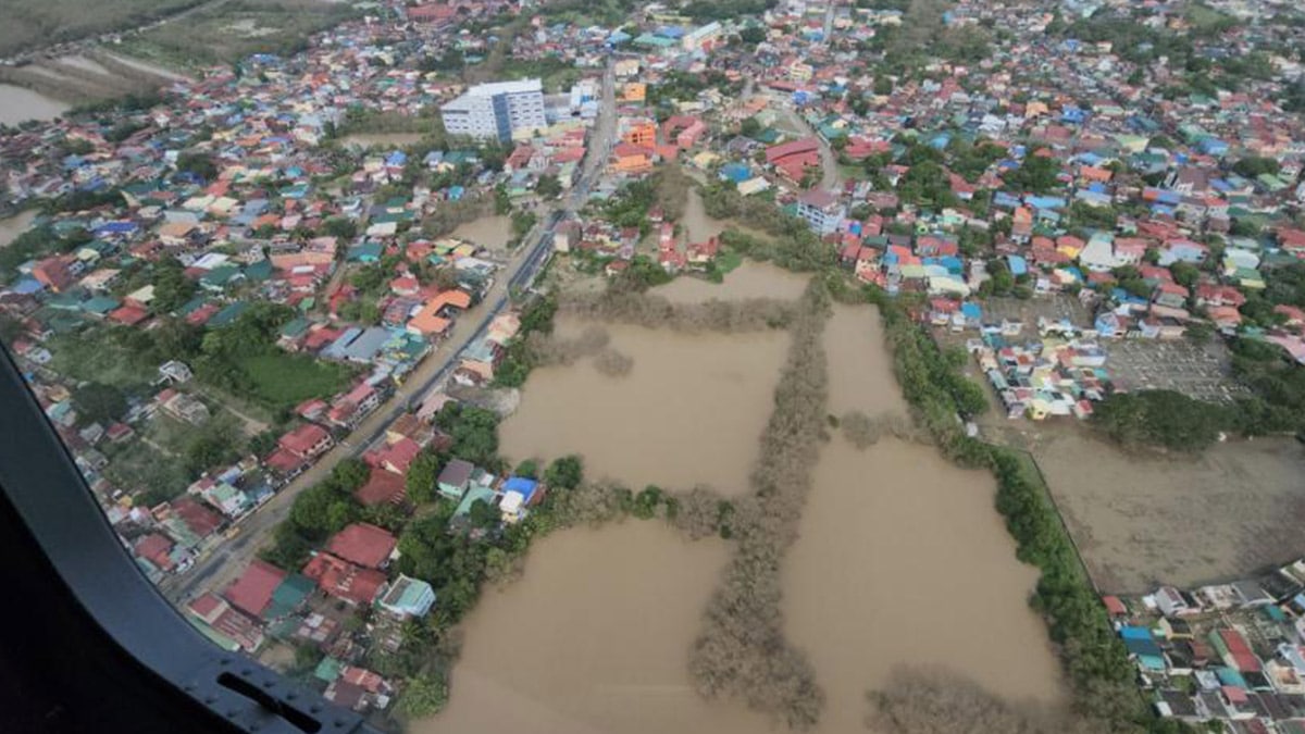 LOOK: Marcos conducts aerial inspection of Kristine-hit areas