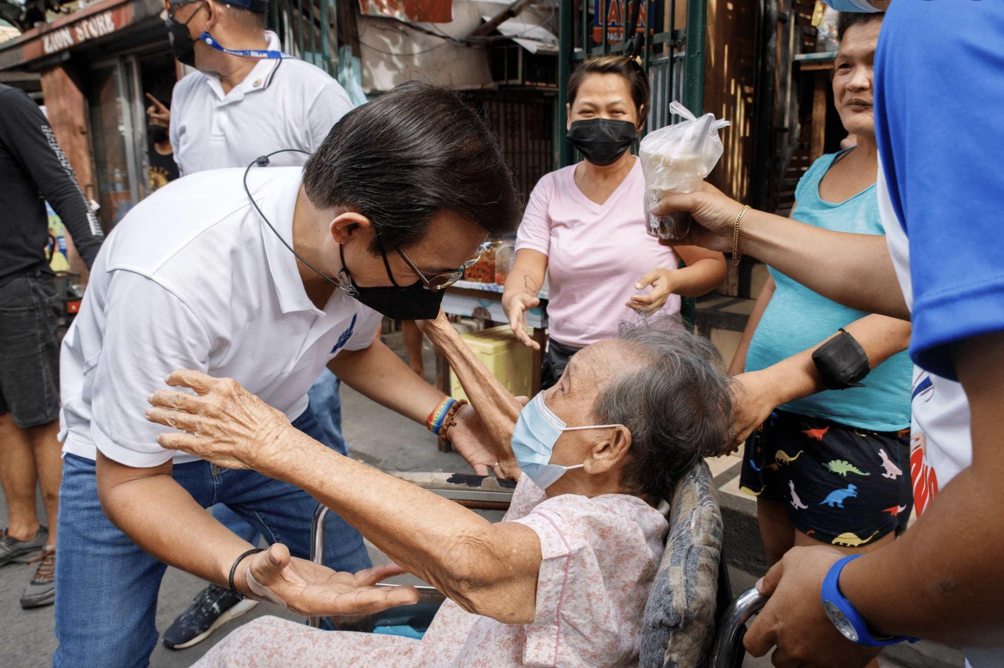 Former Mayor Isko Moreno’s programs for senior citizens, introduced during his term from 2019 to 2022, continue to have a significant impact on the elderly population in the city of Manila.