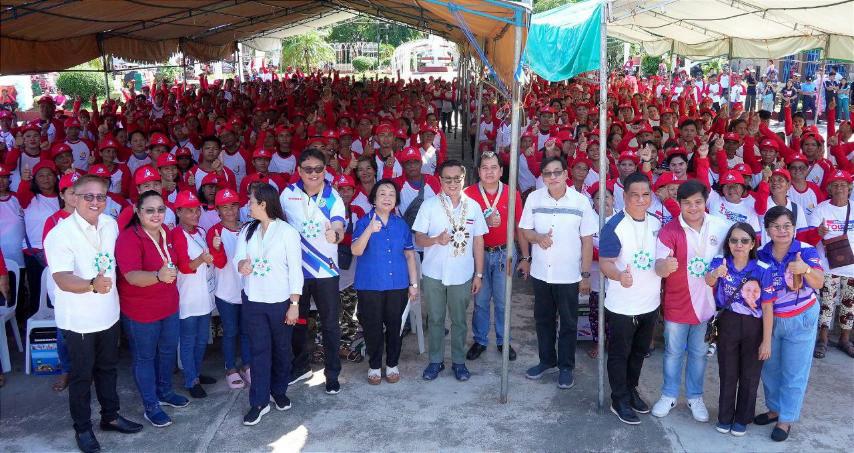 Turnover of payouts for marginalized fisherfolk who benefited from DOLE's TUPAD program.