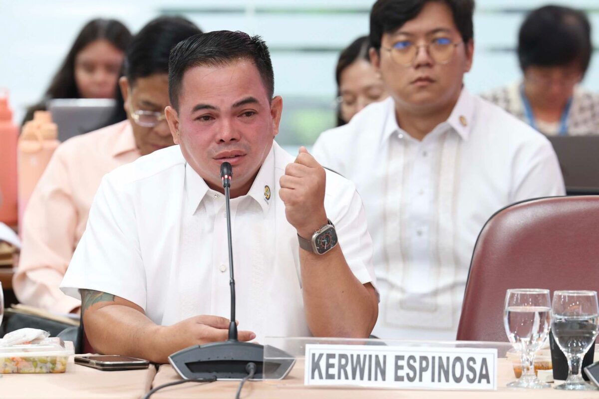 Self-confessed drug lord Kerwin Espinosa testifies before the House of Representatives’ quad committee on Friday, October 11, 2024. Espinosa says he was merely ordered by then PNP chief and now Senator Ronald dela Rosa to implicate former senator Leila de Lima as supposedly part of the illegal drug trade.(Photo from the House of Representatives media bureau)