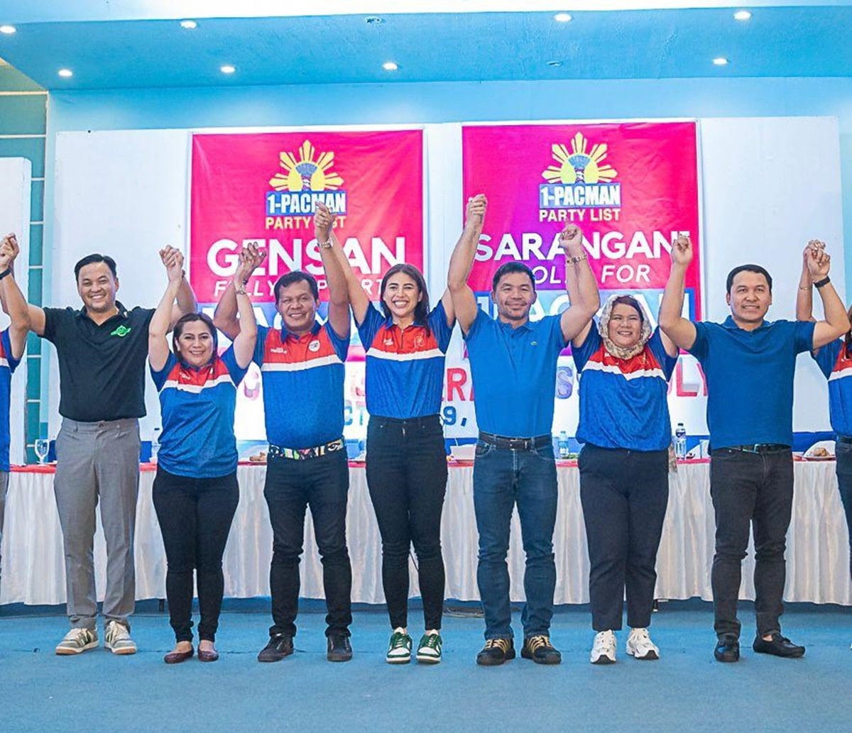 World boxing icon and former Sen. Manny Pacquiao cites 1Pacman Party List’s milestones in sports development and poverty alleviation, in a meeting at General Santos City, under the leadership of former Deputy House Speaker Mikee Romero, 1Pacman 3-termer Representative. Pacquiao welcomed new 1Pacman nominees (at center) Milka Romero, sports leader, entrepreneur, and 1Pacman chairman; Alberto “Bobby” Pacquiao, former pro boxer turned civic and political leader (3rd from left), and Sheida May “Shey” Sakaluran Mohammad (second from right). Other leaders in the reception are GenSan Mayor Lorelie G. Pacquiao and Gov. Rogelio “Ruel” Pacquiao.