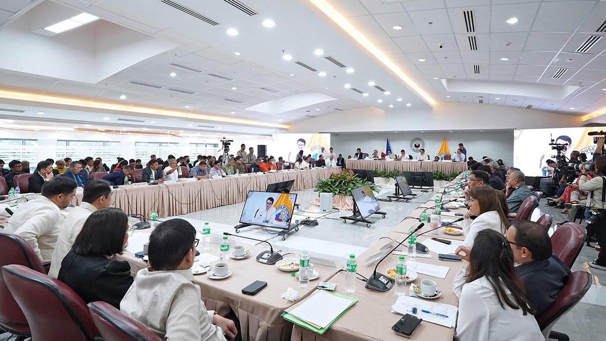 CRIMES LINKEDTODRUGWAR In this Sept. 13 photo, the quad committee of theHouse of Representatives resumes its investigation of cases of extrajudicial killings under the administration of former President RodrigoDuterte.—HOUSE OF REPRESENTATIVESPHOTO