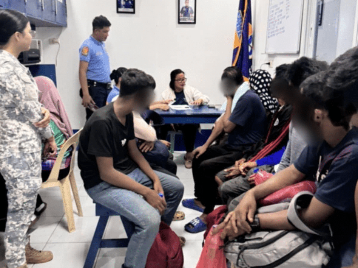 Nineteen alleged victims of trafficking were rescued in Tawi-Tawi last October 11, the Philippine Coast Guard (PCG) reported on Saturday. 