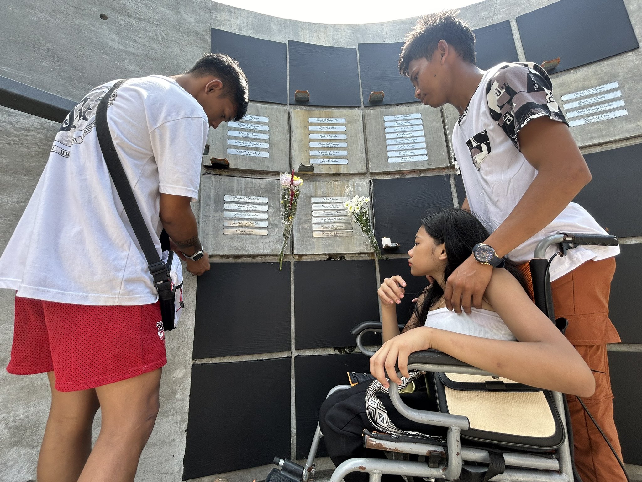 Jecel Pepito has been wheelchair bound due to a condition that appeared three years ago. Still, her limited mobility did not stop her from visiting her father and uncle