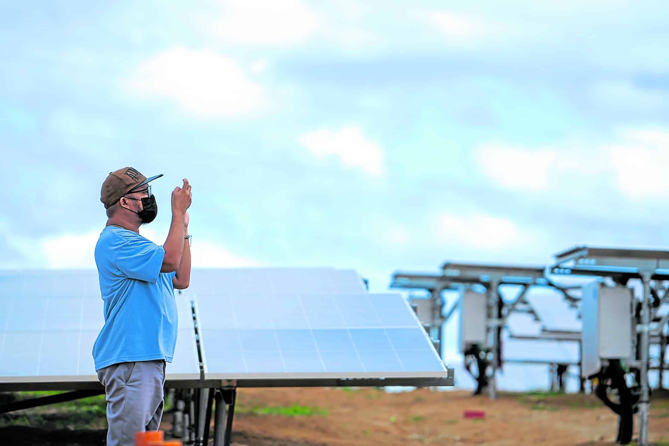 CHARGING PROGRESS The solar power facility sits on a 22-hectare property that straddlesBarangays San Vicente and Santa Cruz, Dagohoy, about 73 kilometers from the provincial capital of Tagbilaran. 