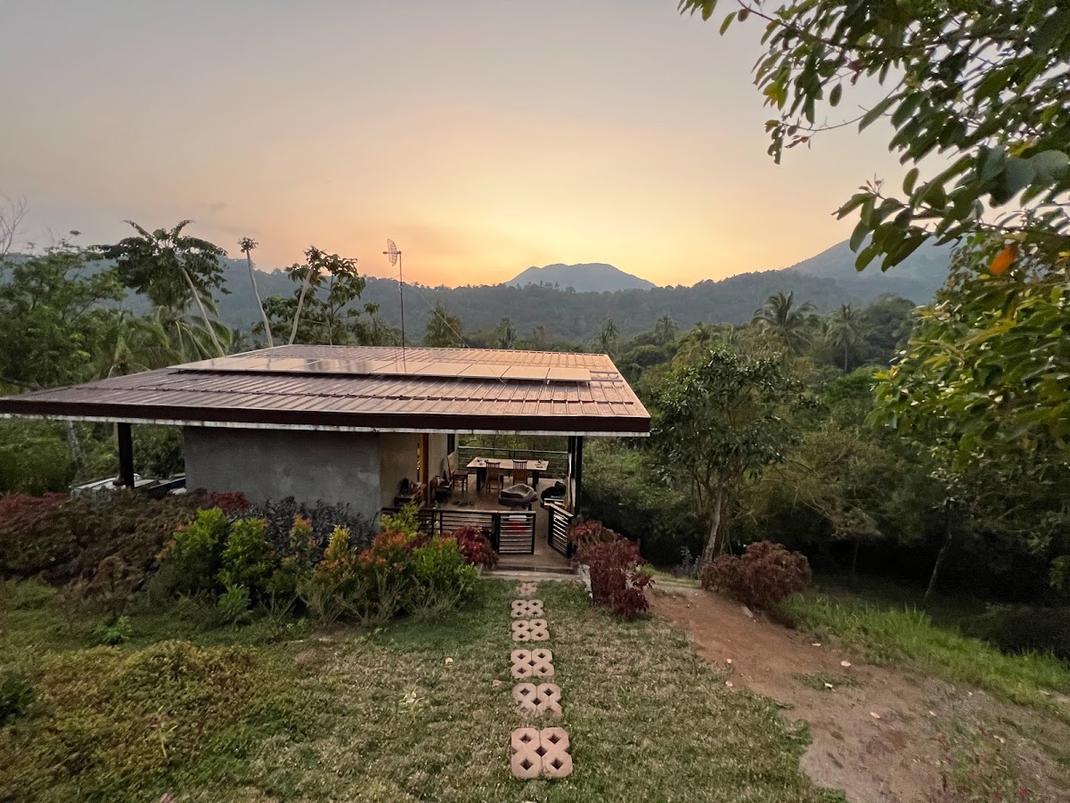 OFF-GRID The system was installed just as the tin roof of mycabin was being finished. When construction wrapped up, my little mountain retreat was fully electrified, powered by the sun.