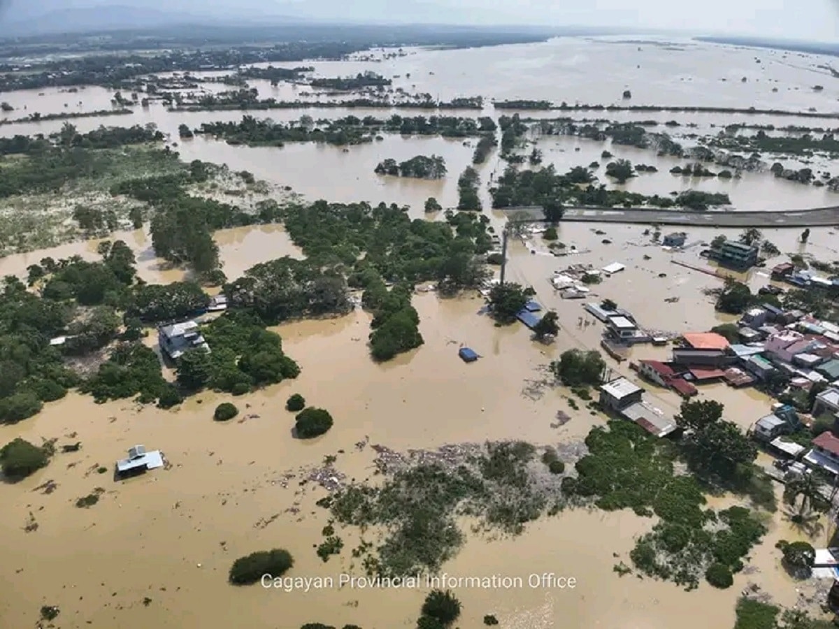 SWOLLEN Water breaching the banks of Cagayan River floodsseveral communities in Tuguegarao City. This drone shot on Tuesday shows flooded areas in parts of Barangay Centro 10 in Tuguegarao.