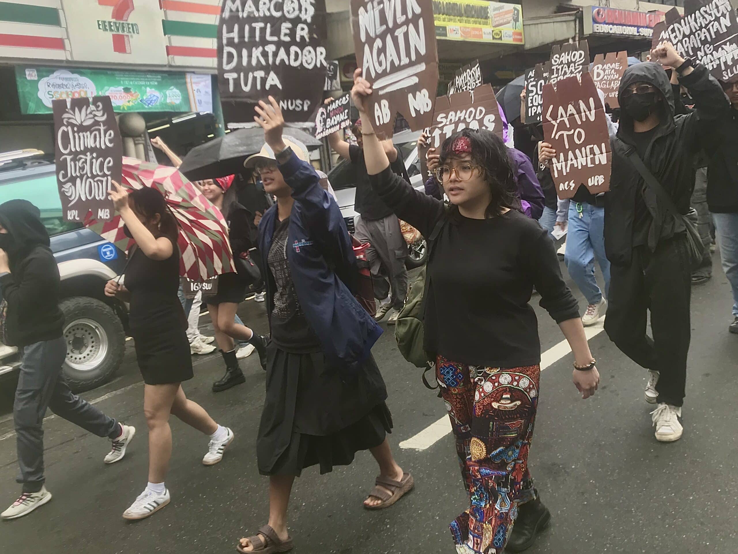 YOUTH VOICE Baguio’s streets have turned into platforms forprotest actions by the city’s youth and student organizations. This rallywas staged on Sept. 21 to mark the 52nd anniversary of the declaration of martial law. judge terrorist