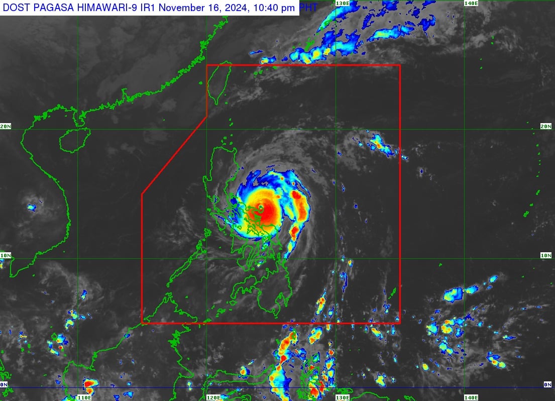 „Oko” Pepito mijające okolice Panganiban, Catanduanes