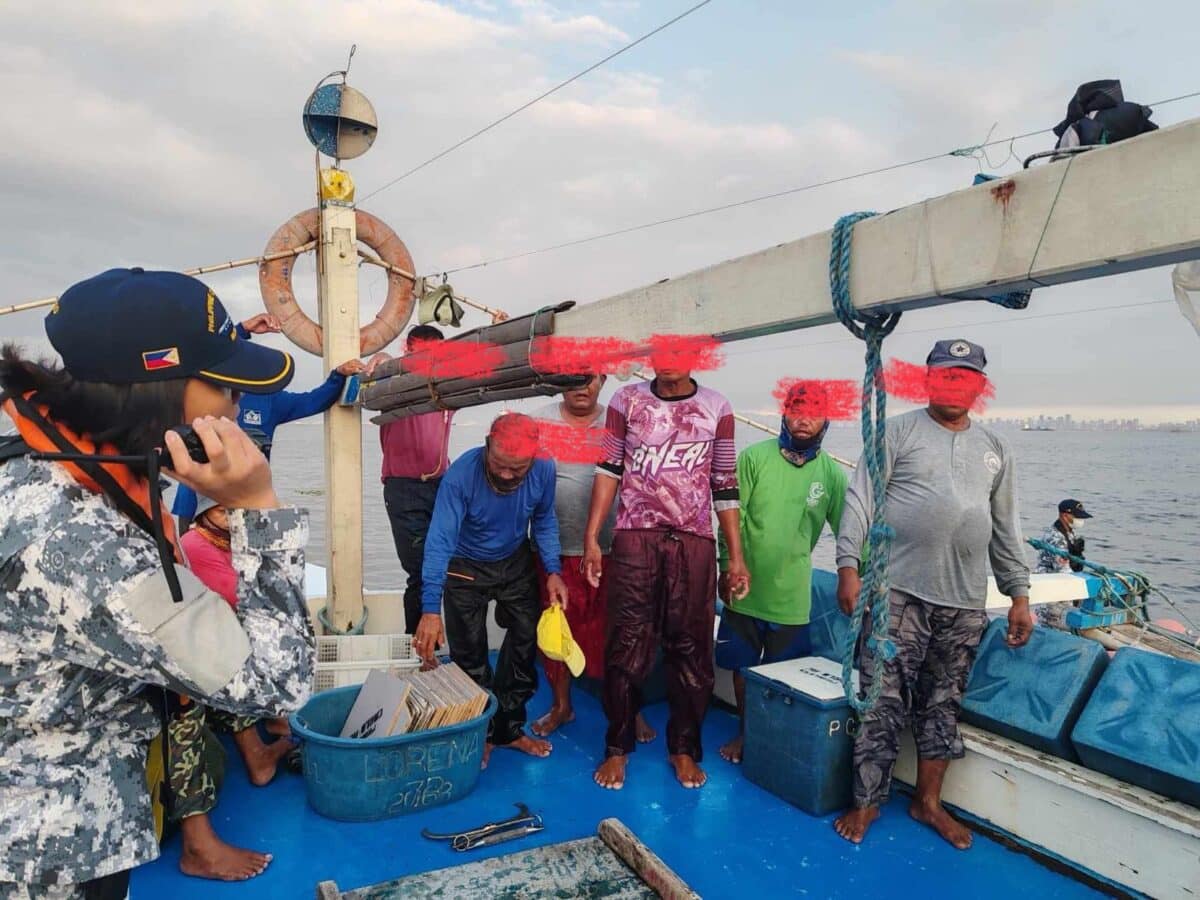 PCG: 3 vessels in Navotas seized due to illegal fishing