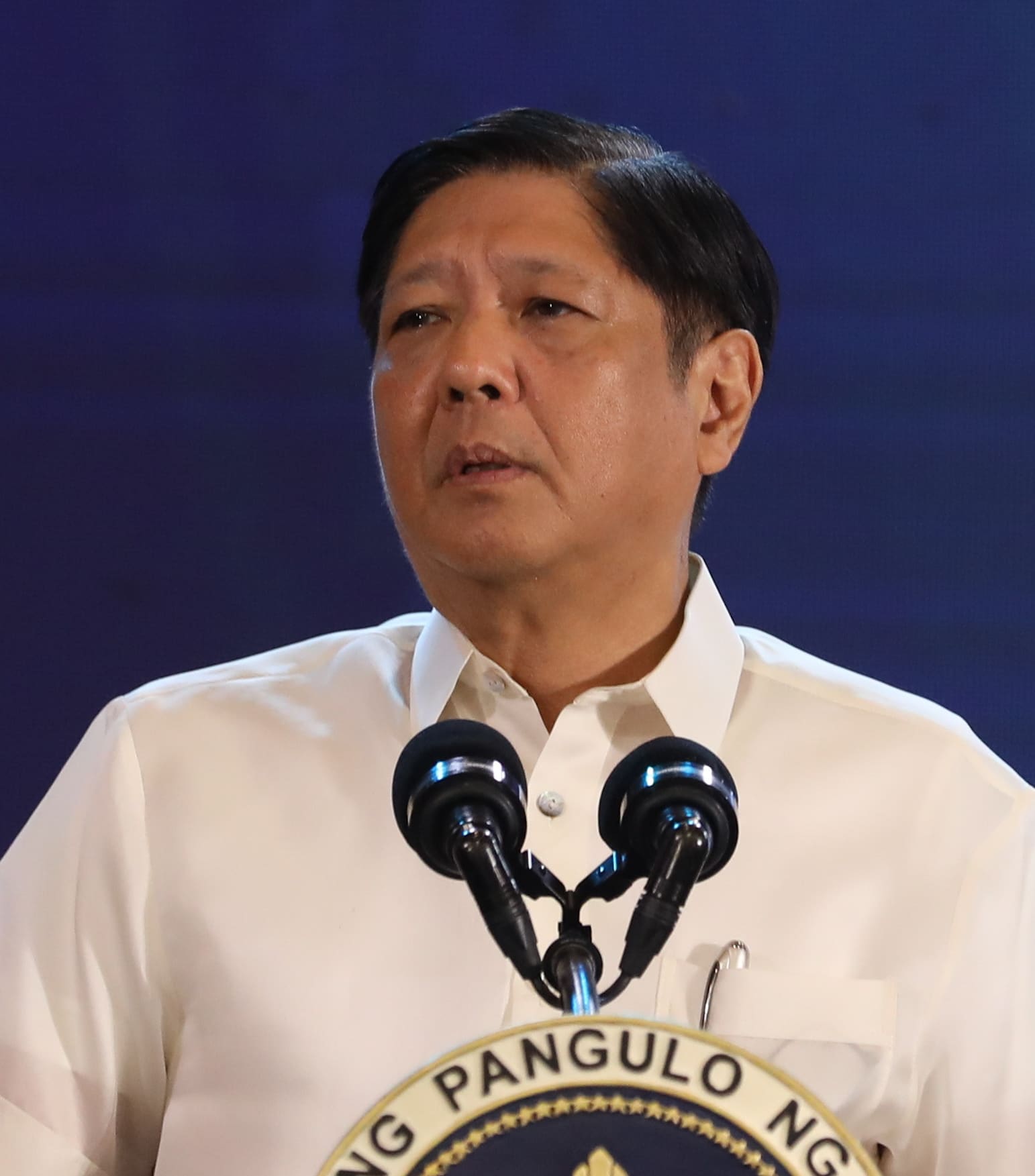 Marcos, Cabinet comb ’25 budget for ‘insertions’