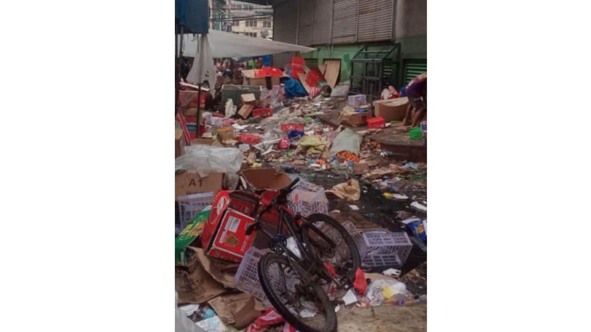 Manila ex-waste contractor denies abandoning duty, cites payment issues