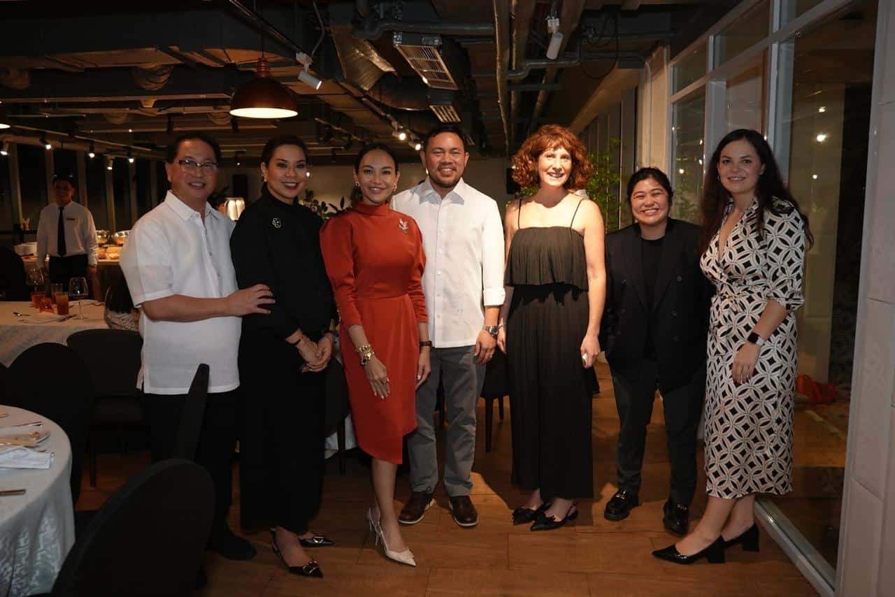 Left to Right: Former University of the Philippines President Danilo Concepcion, Atty. Gaby Concepcion, Undersecretary Emmeline Aglipay-Villar, Senator Mark Villar, LSE Generate Head LJ Silvermann, LSE Generate Country Ambassador Anna Mae Yu Lamentillo, and LSE Generate Communications and Events Manager Sian Kincaide. 