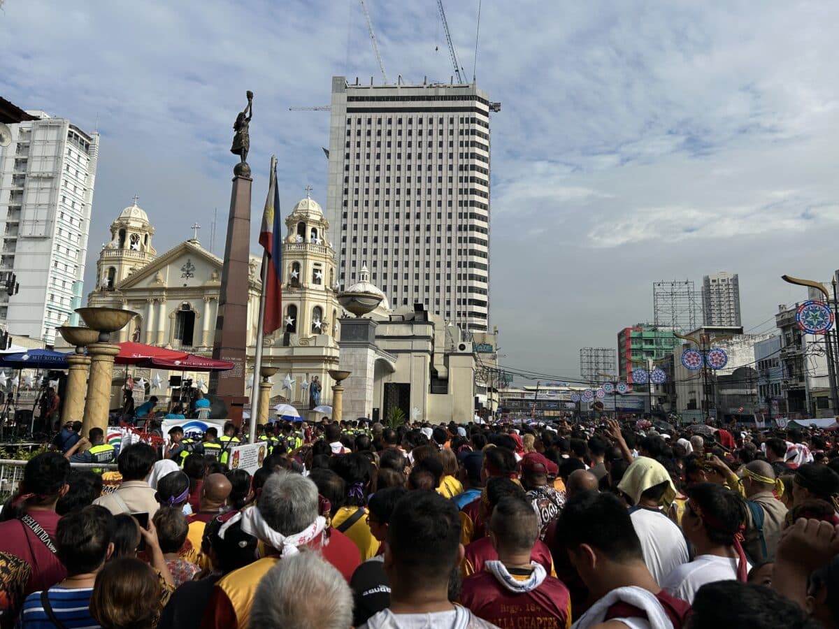 Devotees flock to Quiapo Church as Traslacion 2025 carries on