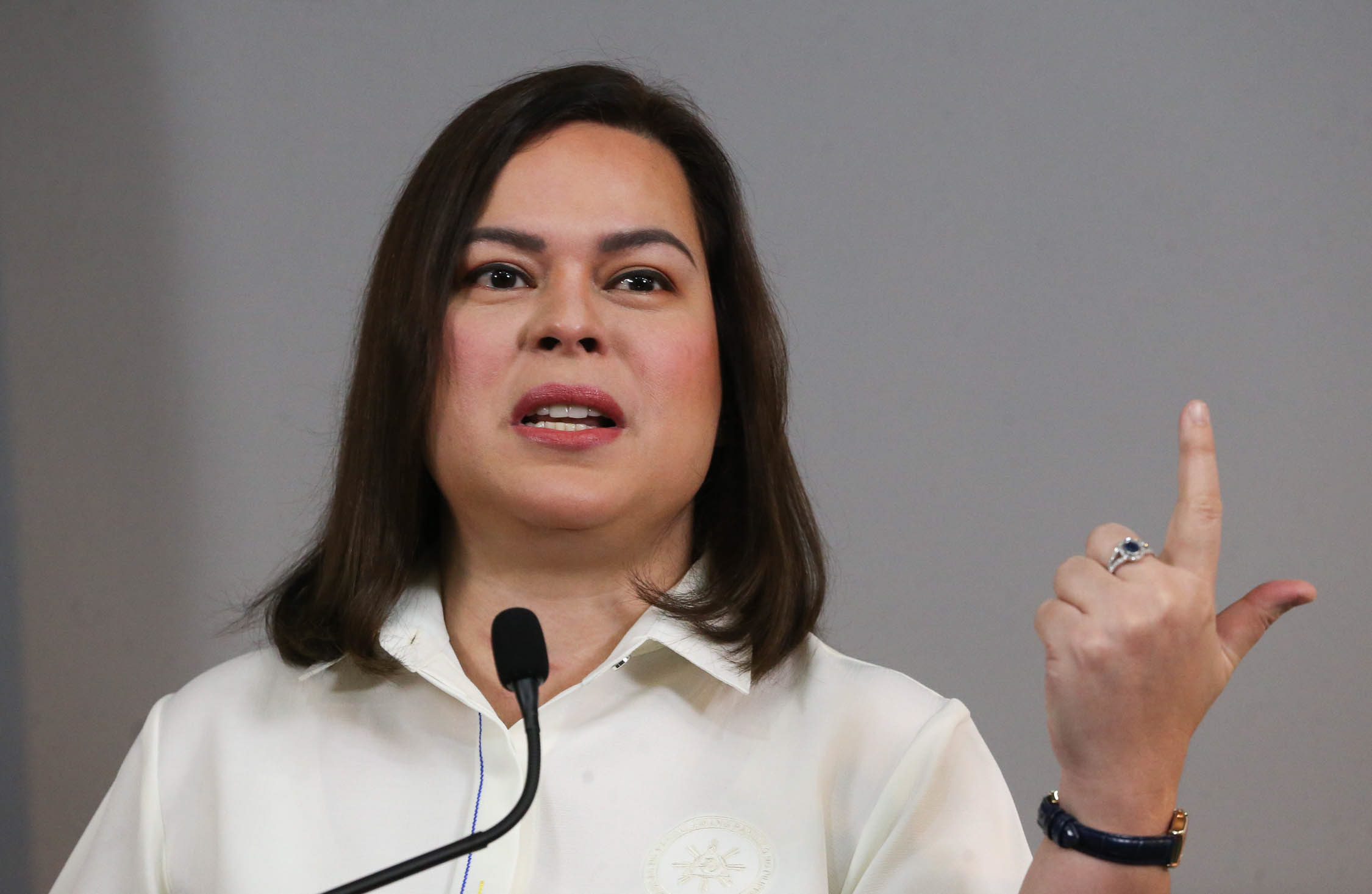 Sara makes own move at SC vs impeachment