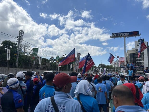 Members of Manibela transport group hold a protest in Greenhills, San Juan City on March 26, 2025. (Photos from FAITH ARGOSINO / INQUIRER.net)
