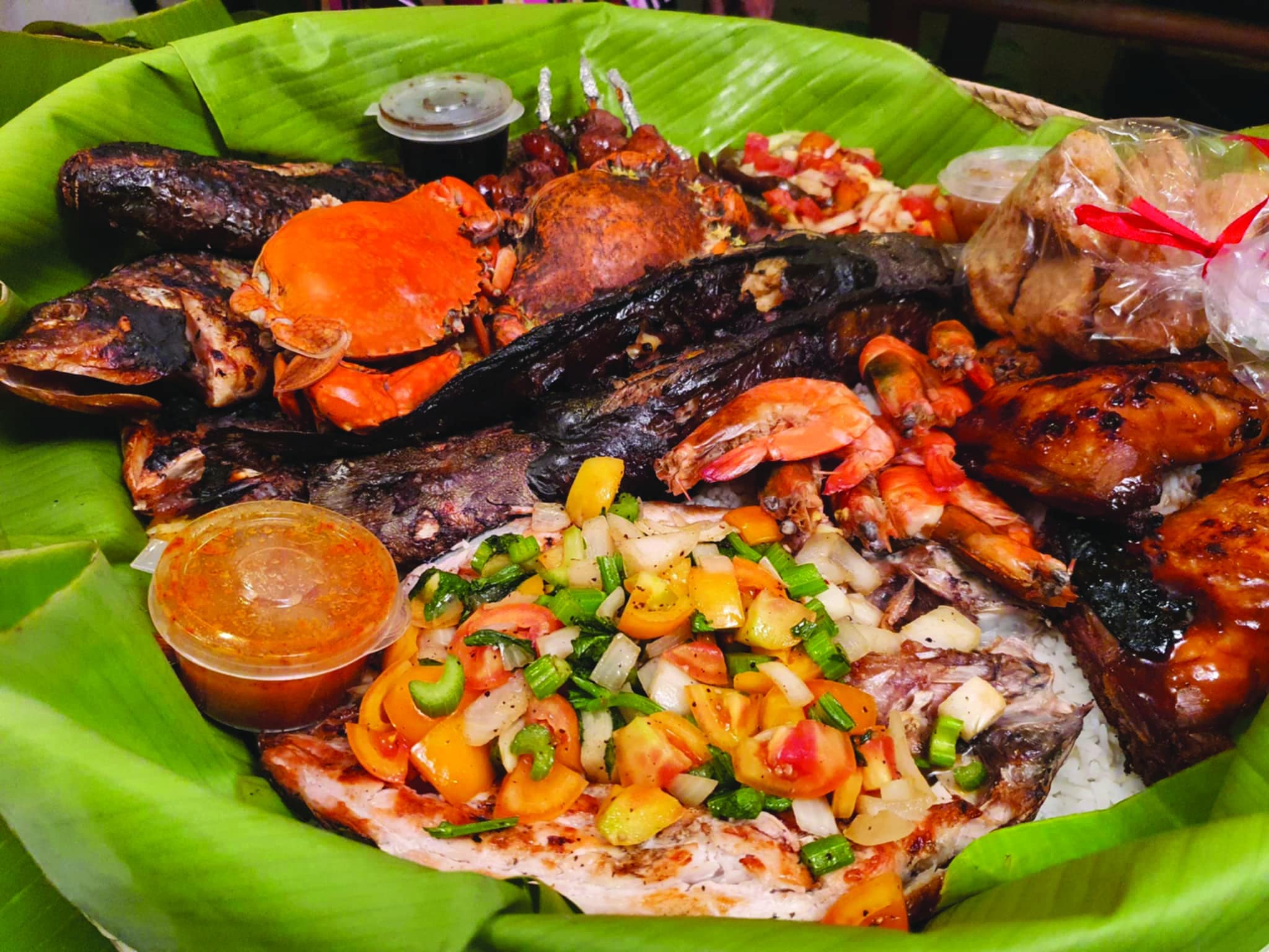 A mix of grilled fish and meat, plus “buro” (fermented rice with fish or shrimp)make for a hearty lunch, Kapampangan style.