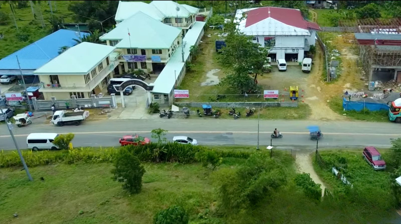 Government offices were established along the main highway in the municipality of Dapa on personal land donatedby Cong. Lalo Matugas.