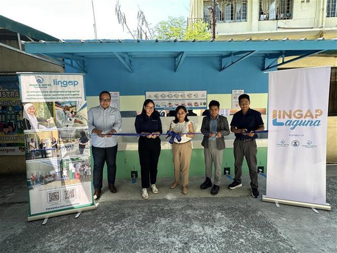 Through “Lingap Laguna”, a WASH project in partnership with the Provincial Government of Laguna and Manila Water Company’s social development arm Manila Water Foundation, Laguna Water officially handed over five (5) newly constructed handwashing facilities and ten (10) refrigerated drinking fountains to various beneficiaries across the province, as part of the company's 15th Anniversary celebration.