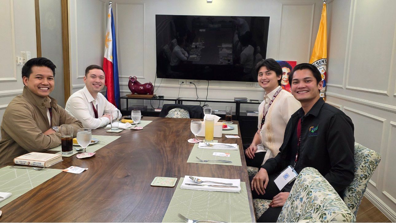 Romualdez, Benitez, Poe, Recto scions discuss policy-making ideas