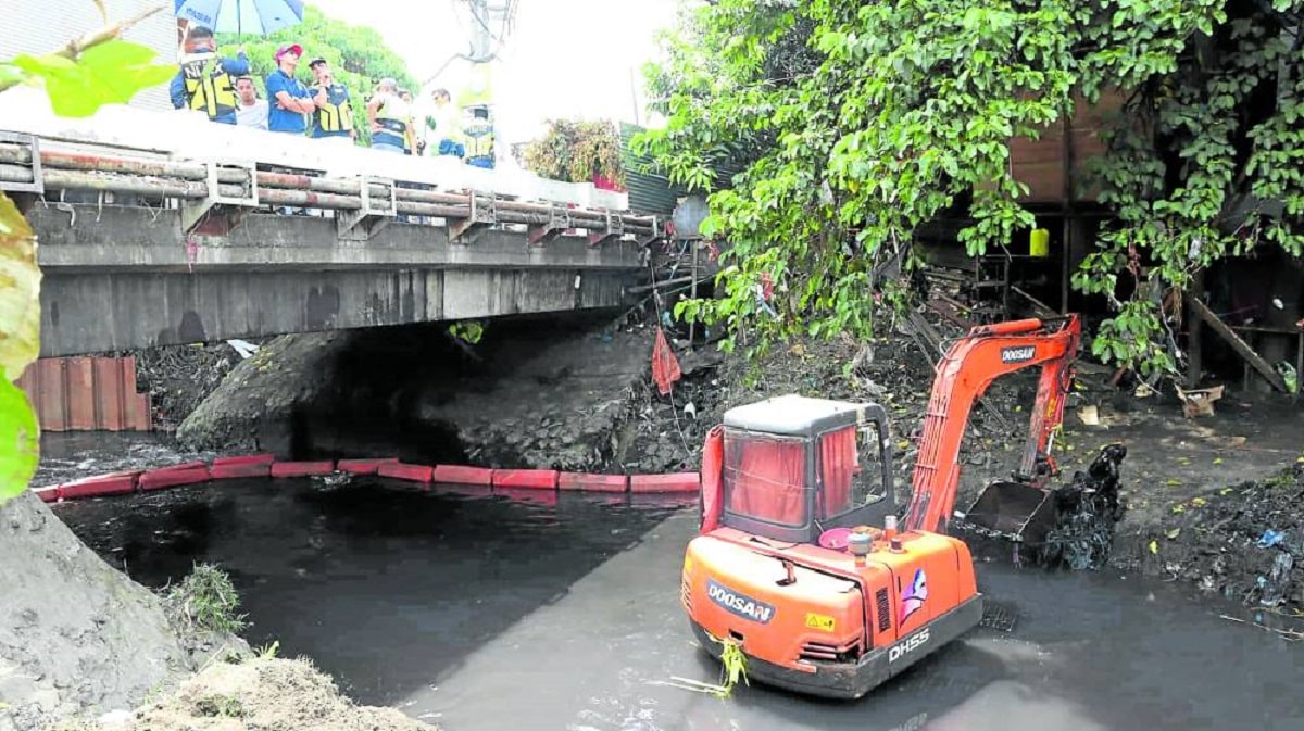 Gov't, NLEx clear 11 waterways in Bulacan, Valenzuela to ease flooding