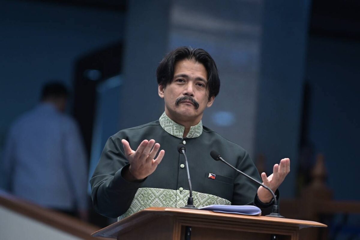 Sen. Robin Padilla on Friday admitted to letting Sen. Ronald &ldquo;Bato&rdquo; dela Rosa board his vehicle to leave the Senate but said he only dropped him off in Makati City and had no idea where he went afterward.