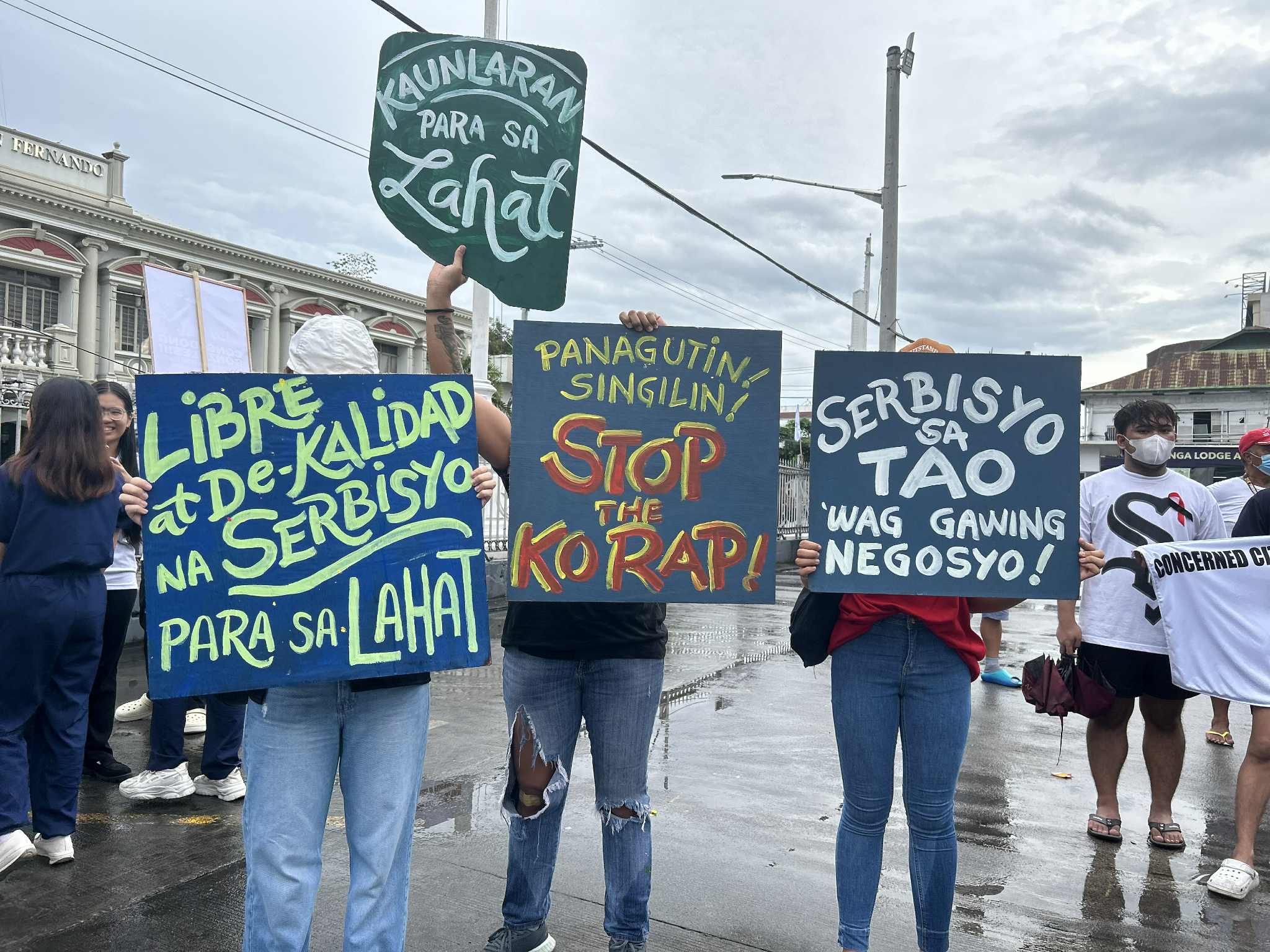 6,000 Kapampangans protest corruption, failed flood control projects