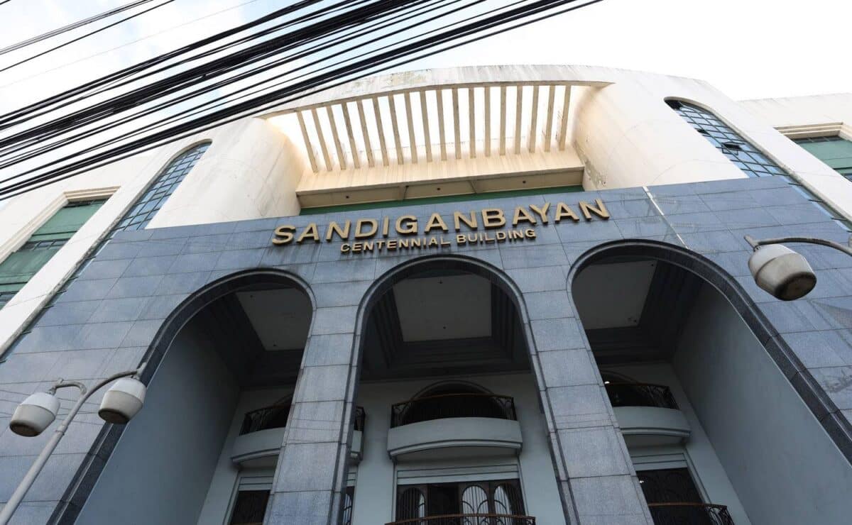 The Sandiganbayan Fifth Division acquitted two former Bureau of Plant Industry (BPI) officials and several entrepreneurs of graft charges in connection with the alleged manipulation of garlic prices.