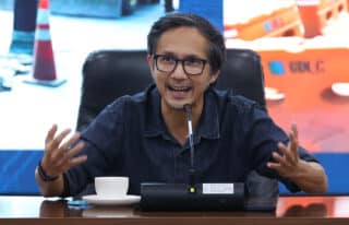 featured image right top story