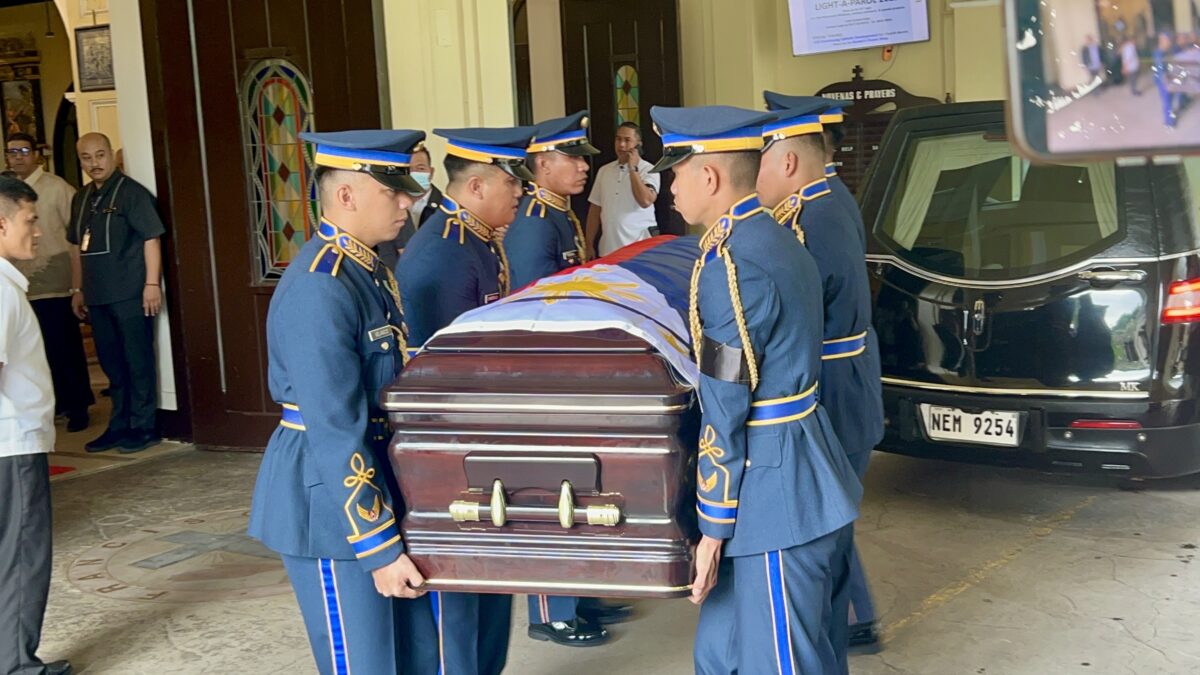 LOOK: Funeral Mass held for JPE ahead of burial