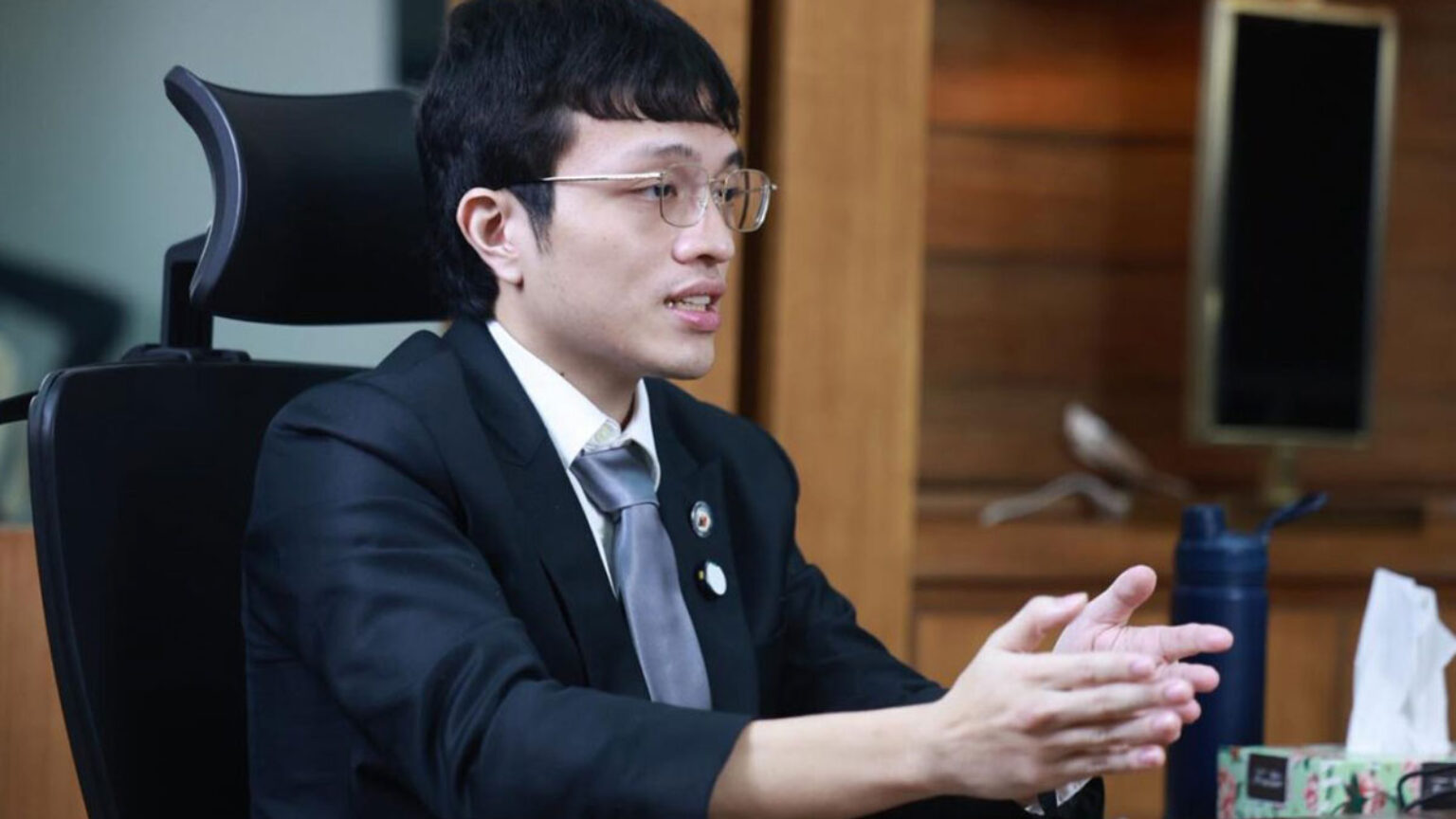 Featured article middle 8