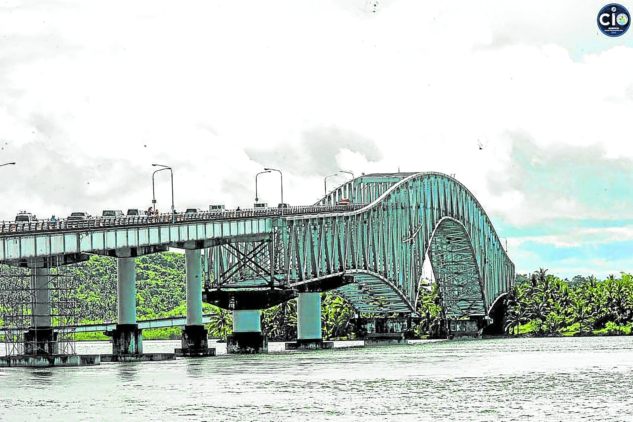 Mayor orders strict enforcement of San Juanico Bridge load limit