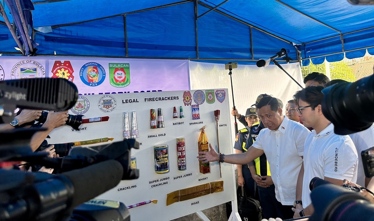 In Bocaue, illegal firecrackers put on display to warn public