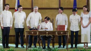 featured image right top story